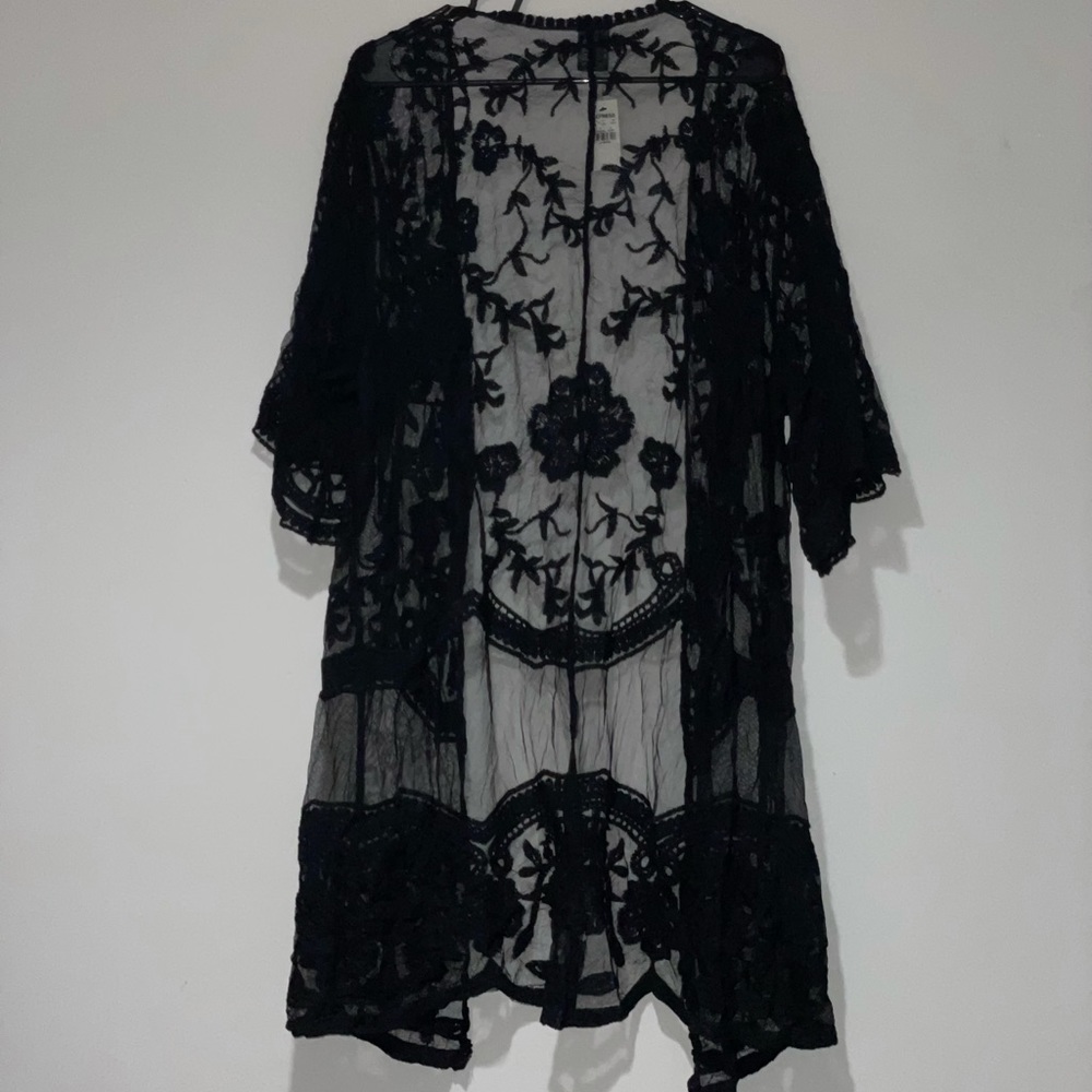 Express Kimono Lace Cover-Up - Picture 10 of 10